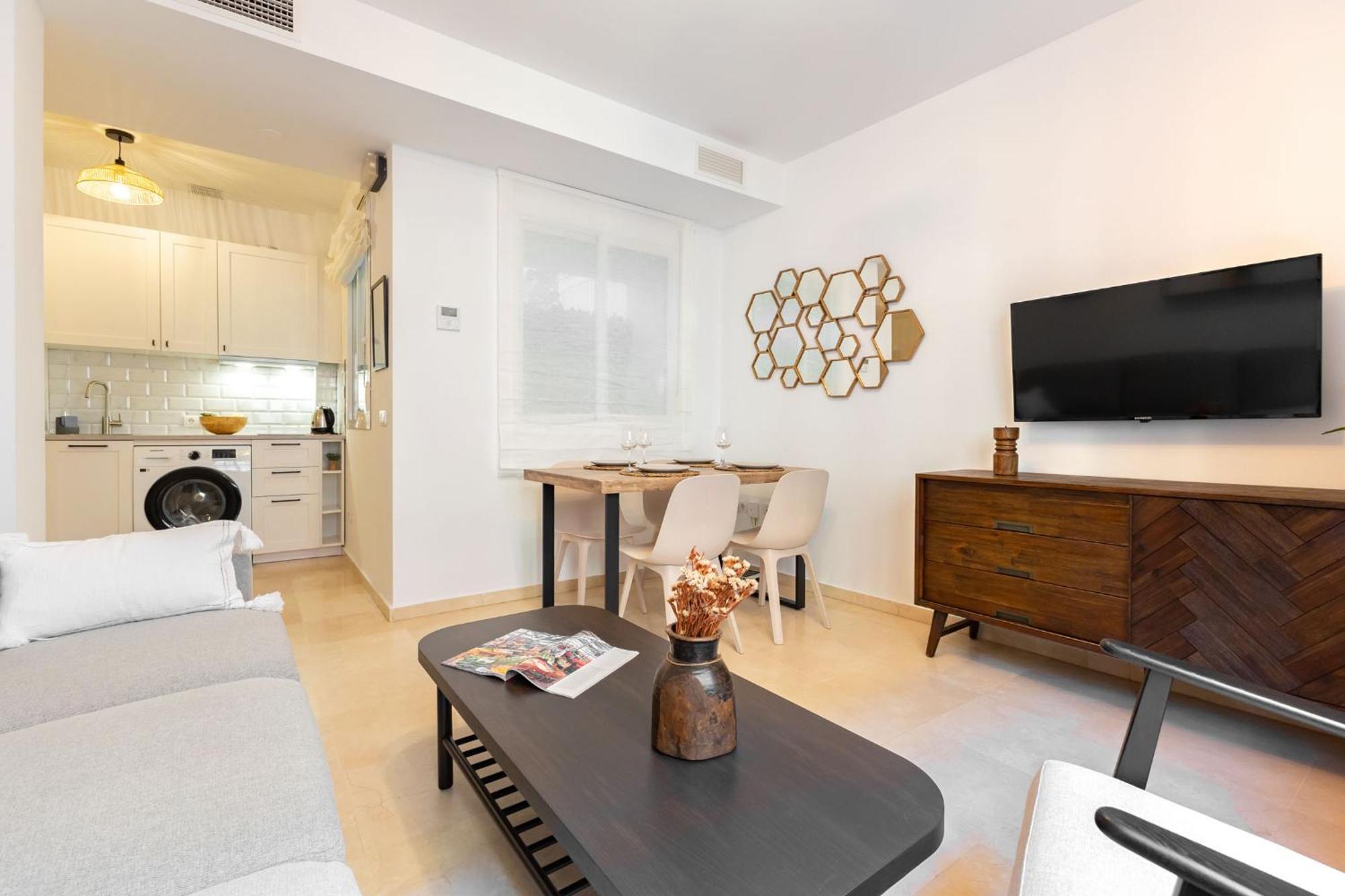 Charming 2 Bedroom Apartment At San Marcos Plaza By Ocityzen Siviglia Esterno foto