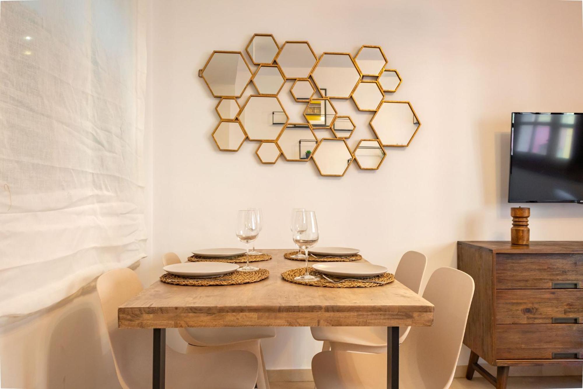 Charming 2 Bedroom Apartment At San Marcos Plaza By Ocityzen Siviglia Esterno foto